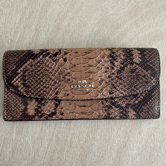 Coach Soft Wallet - Picture 1 of 11